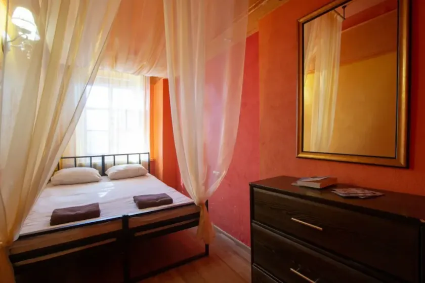 Riverside Hostel & Tours - Image 1