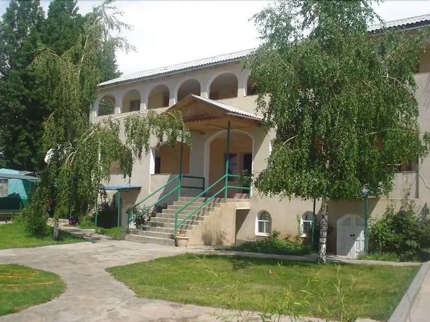 Maksat Guest House - Image 1