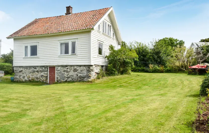 Amazing Home in Vassøy With 3 Bedrooms and Wifi - Image 1