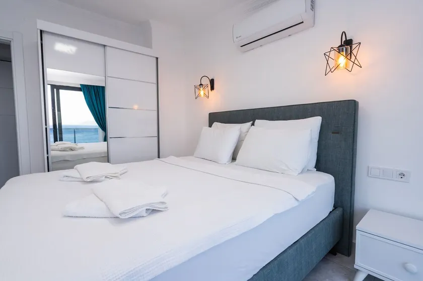 Vesper Suites - Image 1