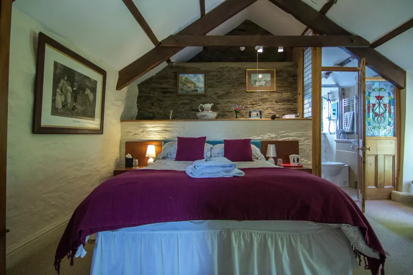 Penybanc Farm Bed & Breakfast - Image 1