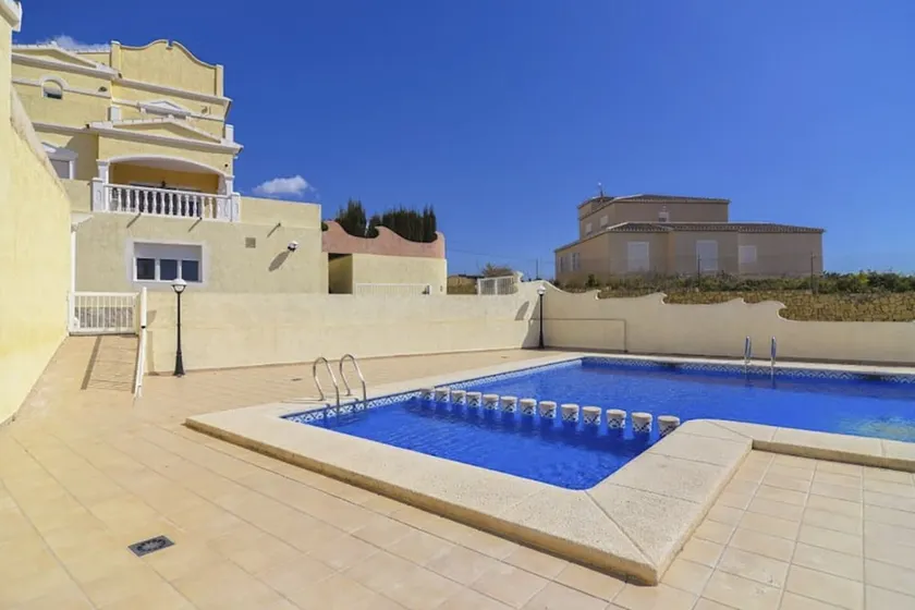Villa mit Garten, privatem Pool und Terrasse | Strandblick - Image 1
