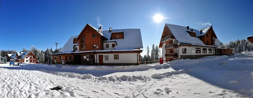 Videc Hotel & Apartments - Image 1