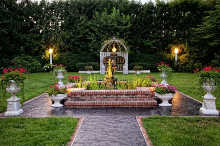 Melange Bed and Breakfast - Image 1