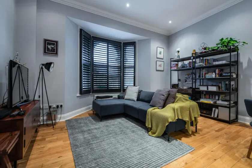 Spacious Clapham Home Near Brixton - Image 1