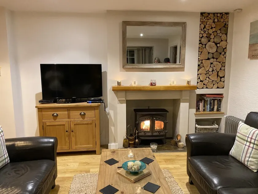 The Maltings - 2 Bedroom Apartment - St. Florence - Image 1