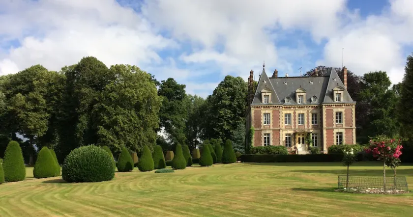 Le Domaine de Bourville - Image 1