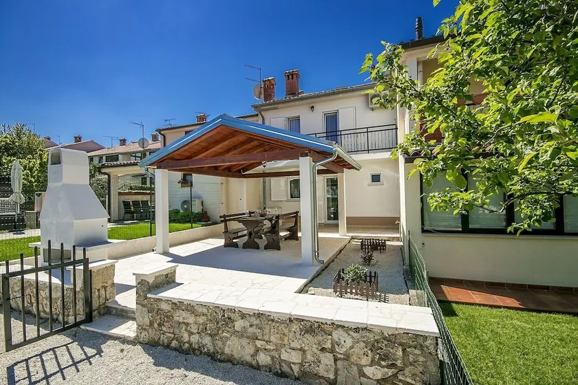 House Ana Marija - Image 1