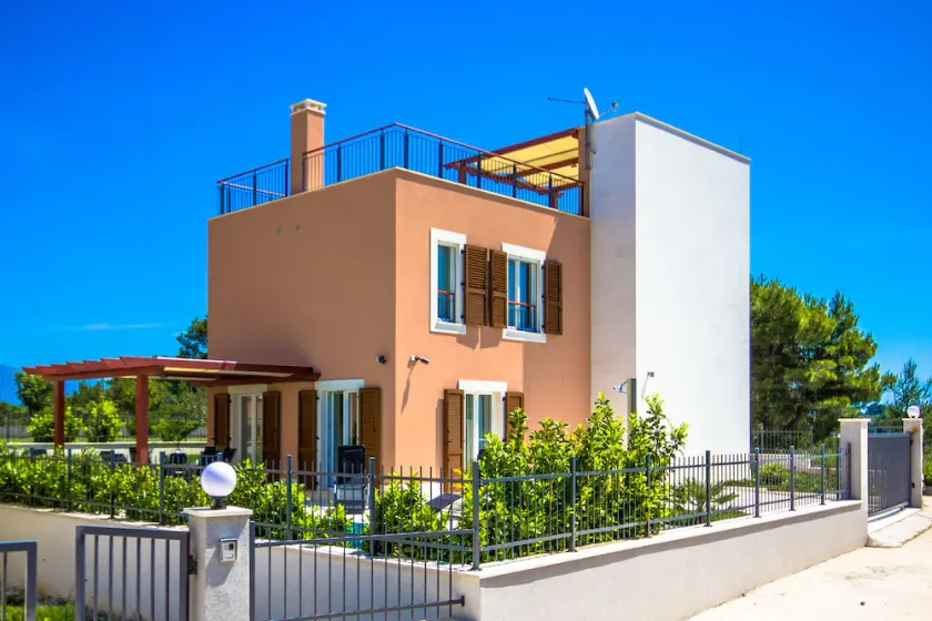 Vila Hana - Image 1