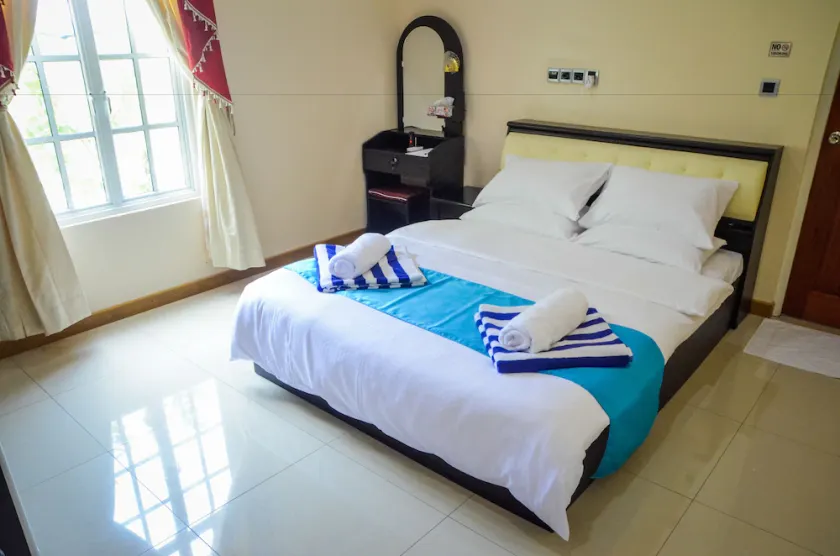 Whale Shark Inn - Image 1