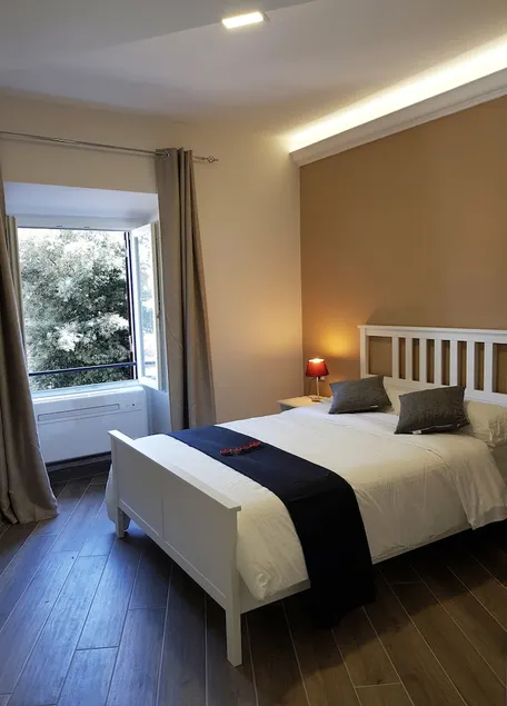 GIULIA'S GUESTHOUSE - Image 1