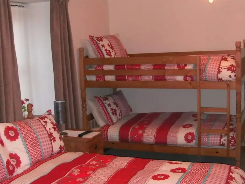 Caberfeidh B&B - Image 1