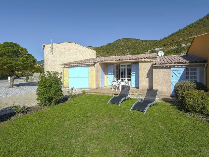 Holiday House Nearby the Lac de Castillon; Enjoy sun and Nature in Provence! - Image 1
