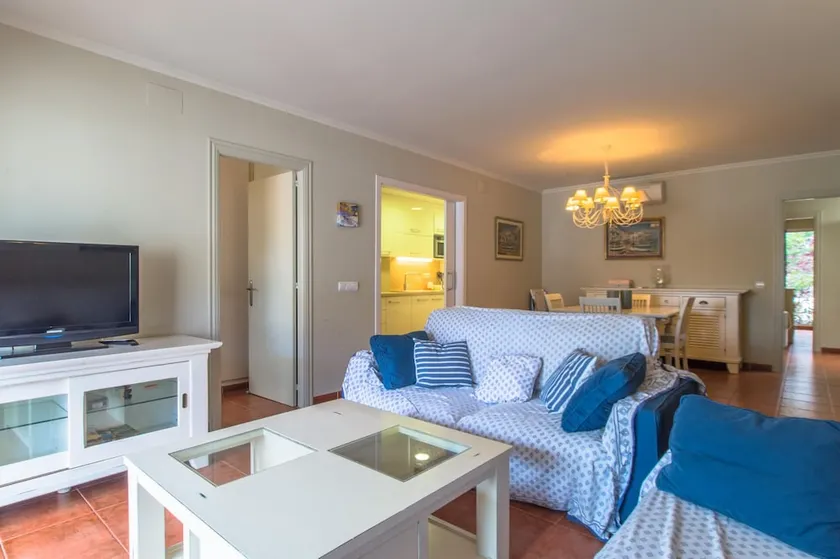 Bk-2 Calella DE Palafrugell 6 PAX - Image 1