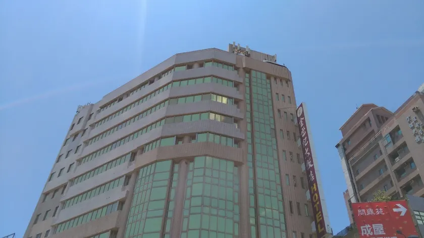 Golden Age Hotel - Image 1