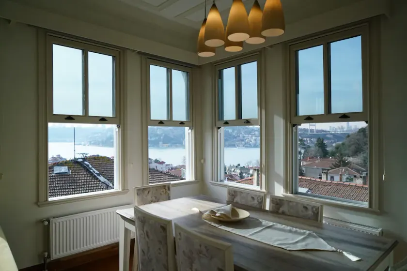 Pavilion With Bosphorus View in Anadolu Hisari - Image 1