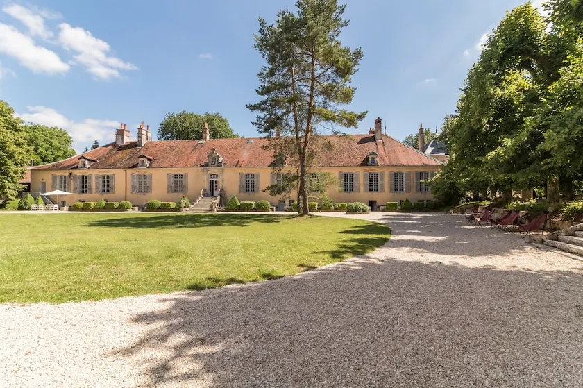 Château De Mauvilly - Image 1