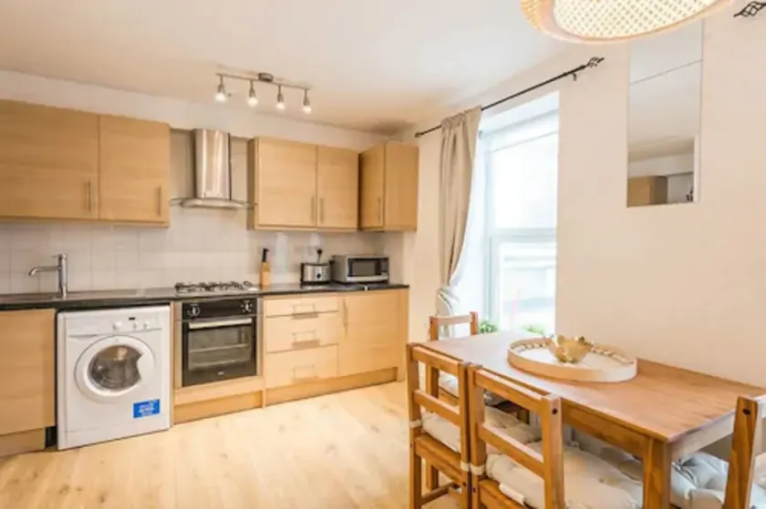 Edgware Road Serviced Apartments - Image 1