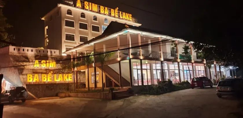 A Sim ba be lake hotel - Image 1