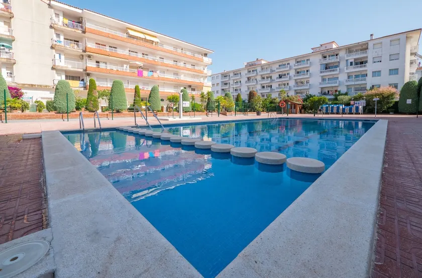 Lotus Apartaments - Image 1