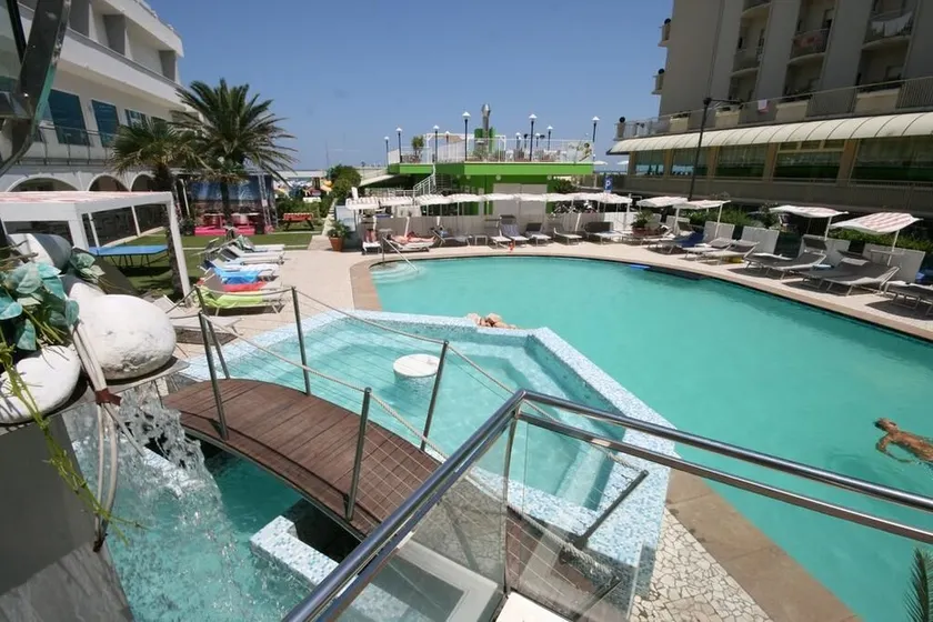 Hotel Splendid Mare - Image 1