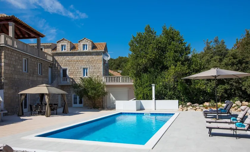Hedera Estate Villa Hedera IX - Image 1