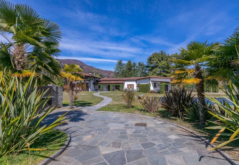 Water front Paradise Estate - Image 1