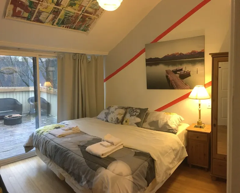 Toronto Garden Inn Bed Y Breakfast - Image 1