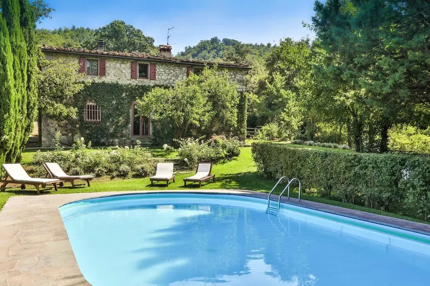 Villa With 6 Bedrooms in Castelnuovo, With Private Pool, Terrace and Wifi - Image 1