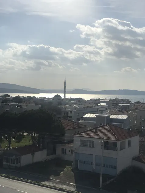 Aksu Hotel - Image 1