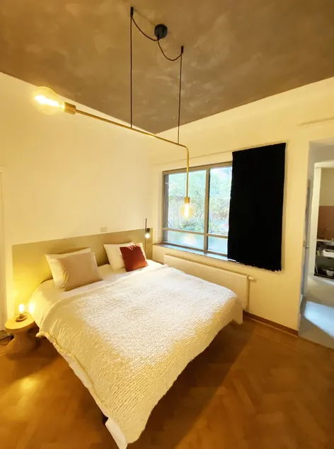B & B Expohouse - Image 1