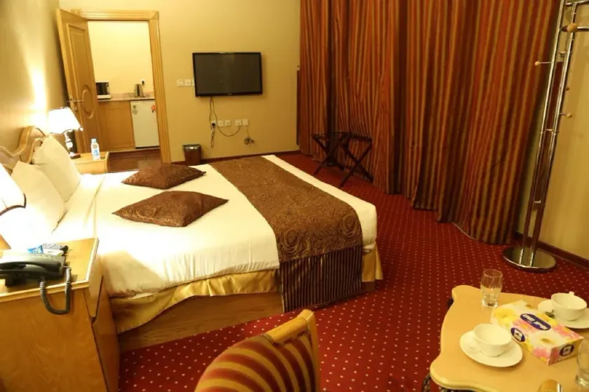 Safwat Al Amal Hotel - Image 1