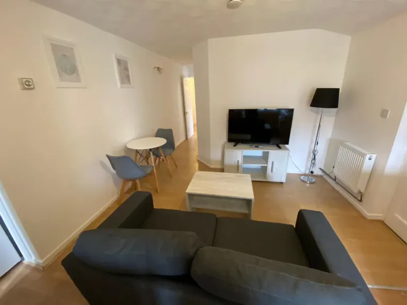 3 Bedroom Apartment - Image 1