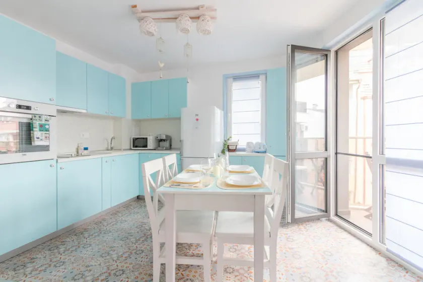 Domus Apartments - Image 1