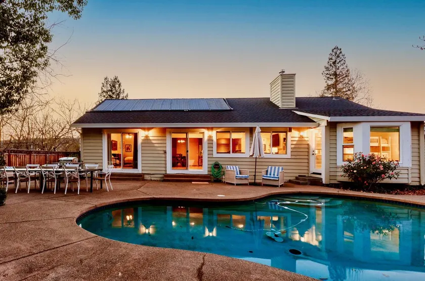 Cabernet By Avantstay Tranquil Sonoma Valley Oasis w/ Pool & Fire Pit - Image 1