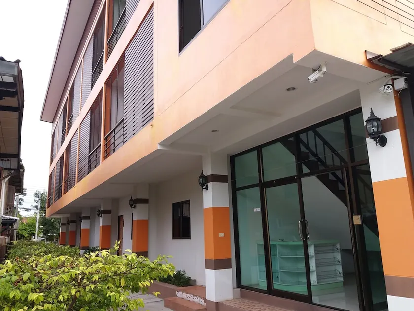 Yoosook Place - Image 1