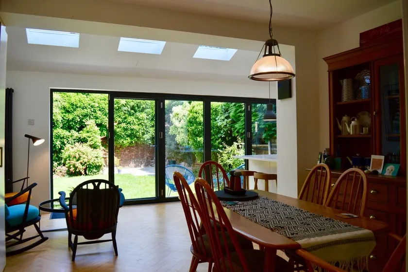 Spacious 3 Bedroom House in Didsbury Manchester - Image 1