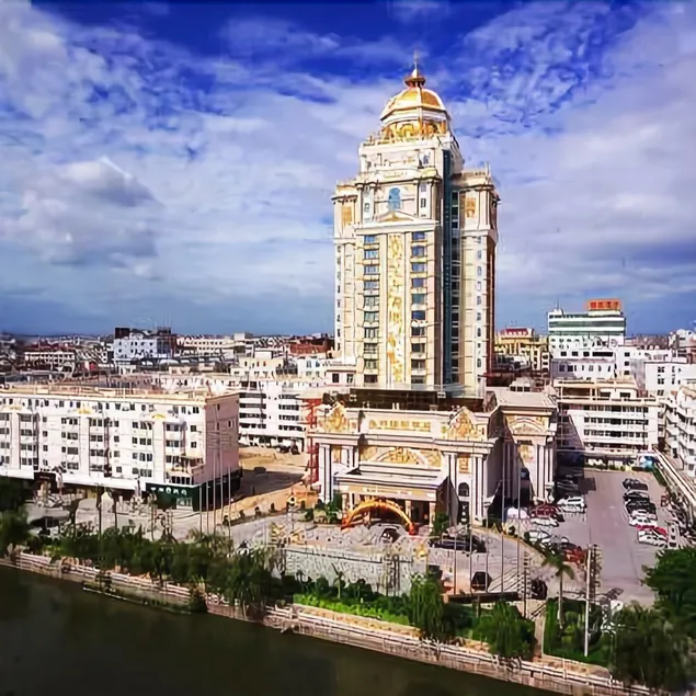 Winner International Hotel - Image 1