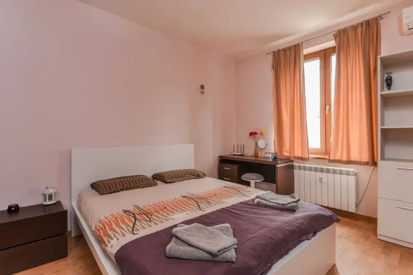 Iconic Dondukov Boulevard Convenient One Bedroom - Image 1