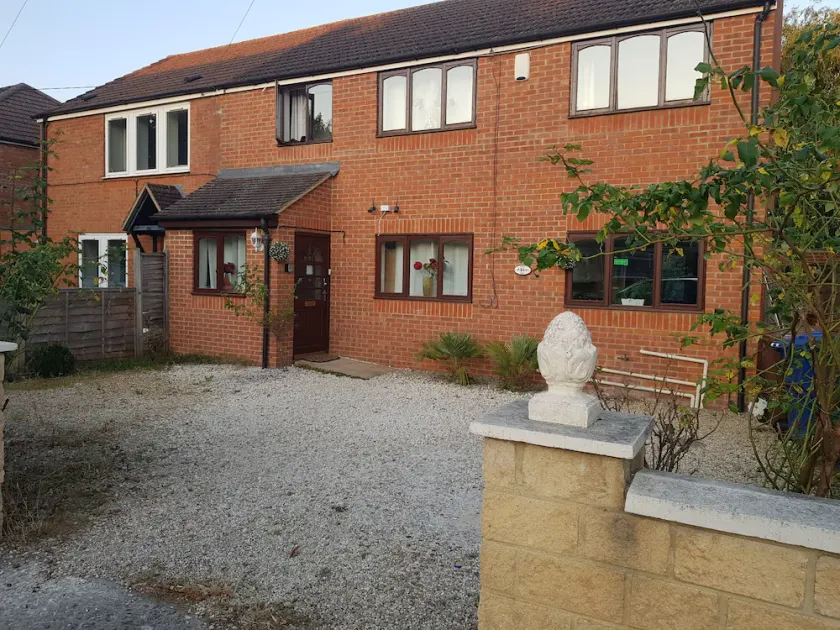 OXFORD IMPERIAL GUEST HOUSE - Image 1