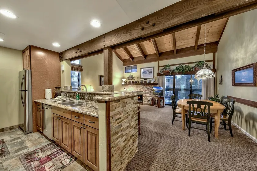 Newly Remodeled 2 Bedroom Townhome With Loft Townhouse by RedAwning - Image 1
