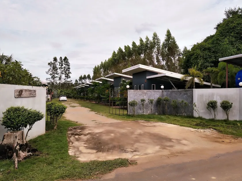 Ban Suan Kaset Resort - Image 1