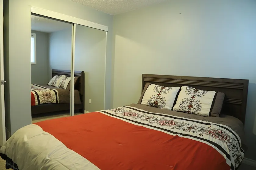 SWEET HOME IN CALGARY - Image 1