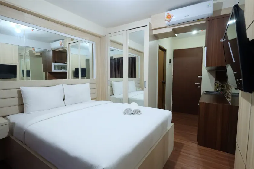 Strategic and Simple Studio Tifolia Apartment near Kelapa Gading By Travelio - Image 1