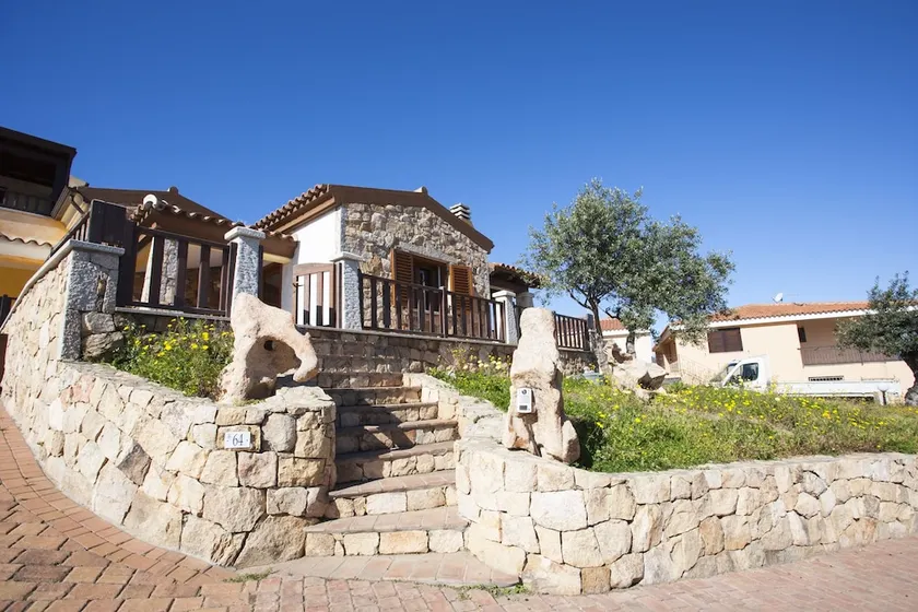 Budoni Tanaunella Apartments - Image 1