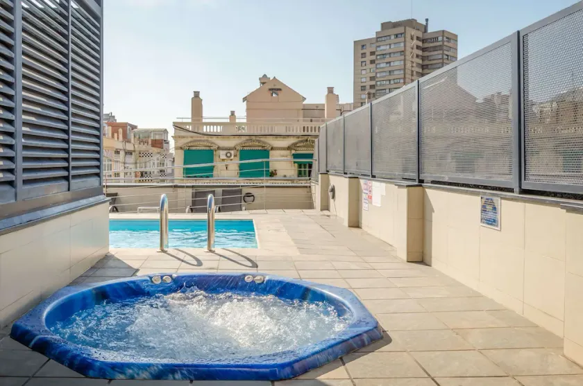 Sunotel Club Central - Image 1