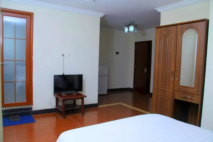 Natna Hotel - Image 1