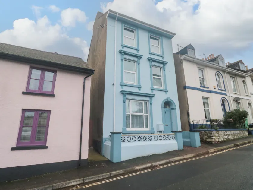 Dunholme House - Image 1