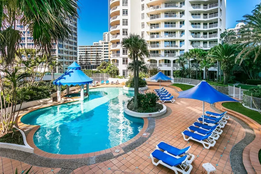Pelicanstay in Surfers Paradise - Image 1