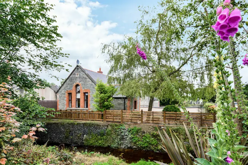 Old School House - Image 1
